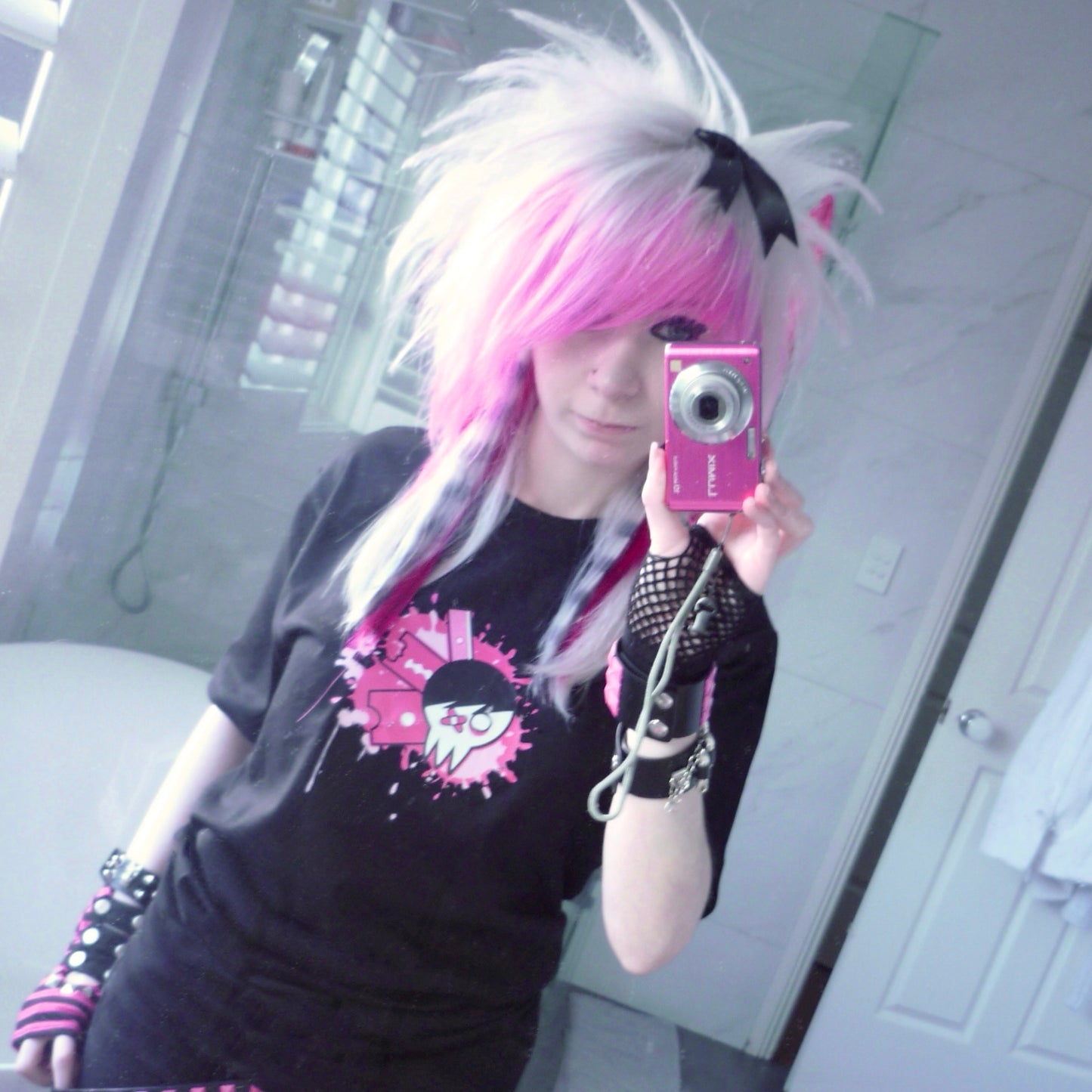 AU Store - R4Z0RZ tee